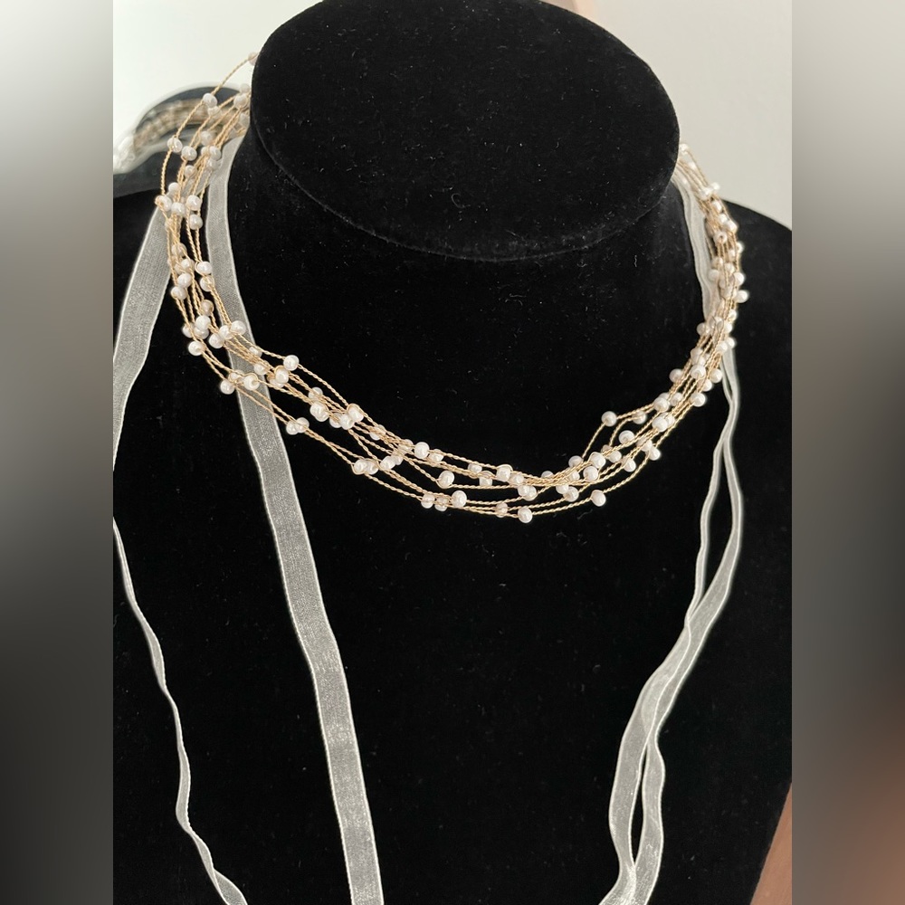 Pearl ribbon necklace